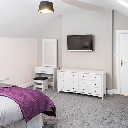 Semesterbostad Ardnavaha House Poolside - Site