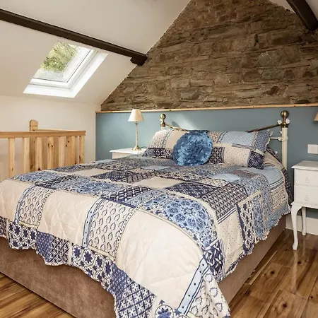 Ardnavaha House Poolside Cottages - See W E B Site * كلوناكِلتي