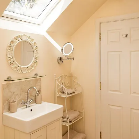 Semesterbostad Ardnavaha House Poolside - Site Clonakilty