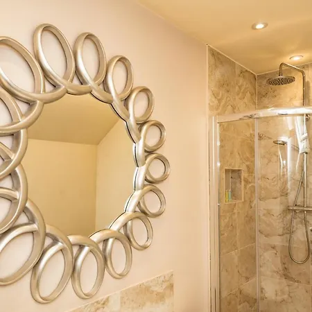 Semesterbostad Ardnavaha House Poolside - Site *