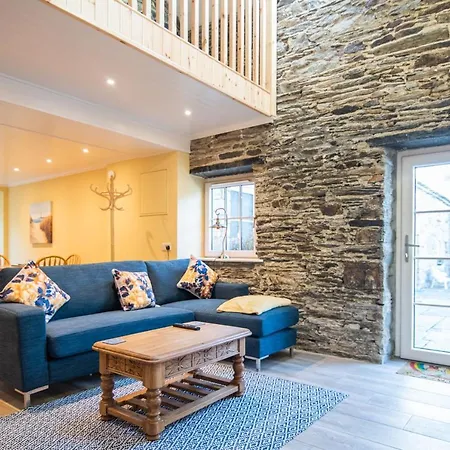 Semesterbostad Ardnavaha House Poolside - Site