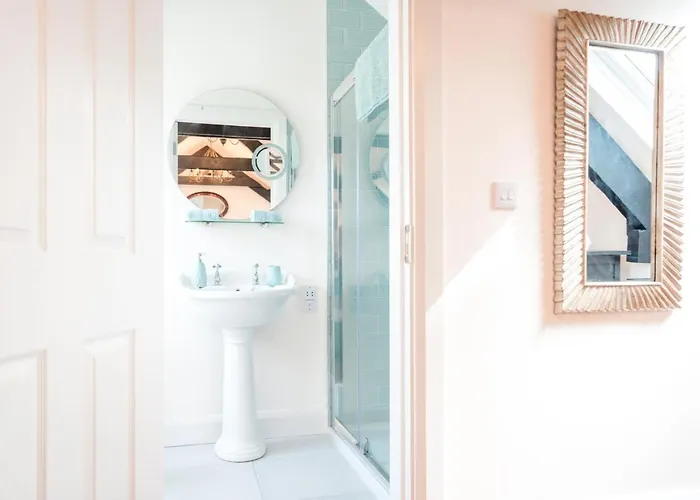 Ardnavaha House Poolside - Site Clonakilty