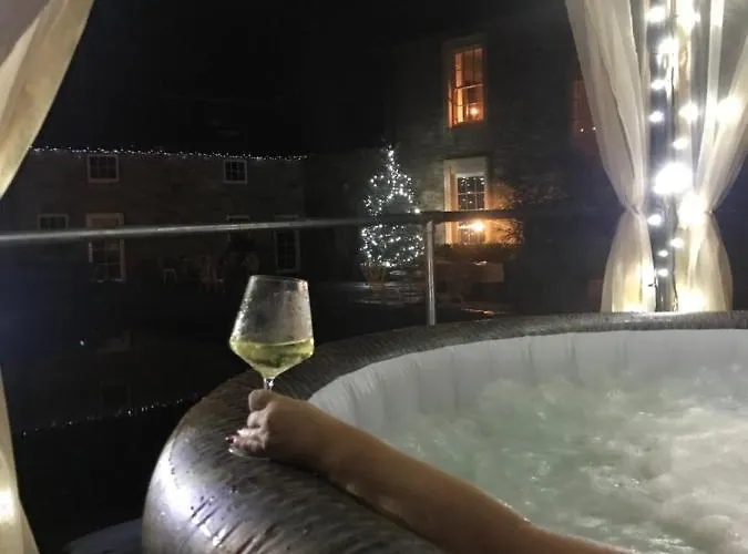 Holiday home Ardnavaha House Poolside - Site Clonakilty