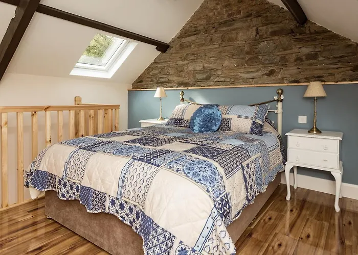 Ardnavaha House Poolside - Site * Clonakilty