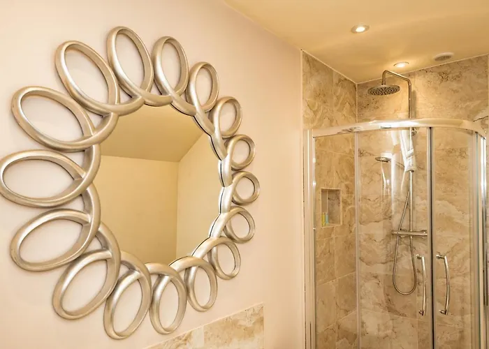 Holiday home Ardnavaha House Poolside - Site *