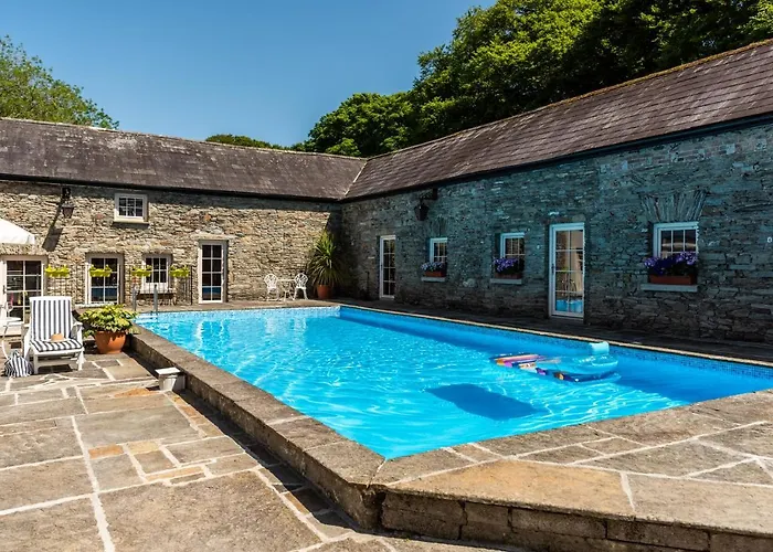 Holiday home Ardnavaha House Poolside - Site Clonakilty