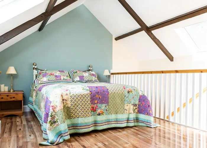 Ardnavaha House Poolside - Site *