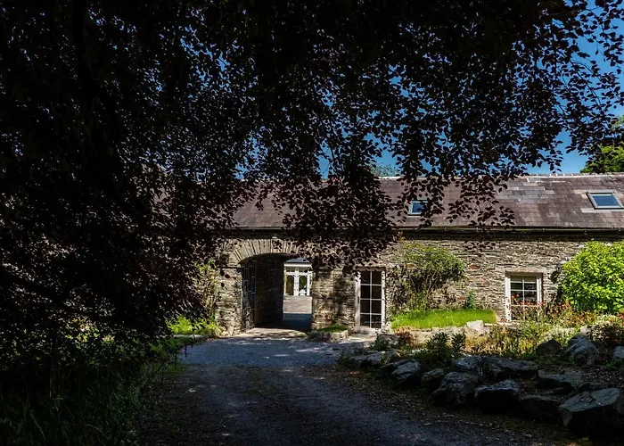 Holiday home Ardnavaha House Poolside - Site *